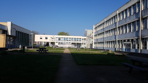 Centre de formation continue Service Universitaire de Formation Continue et d'Alternance - UBO Brest