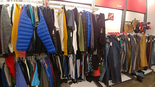 Clothing Store «Old Navy», reviews and photos, 45215 Worth Ave, California, MD 20619, USA