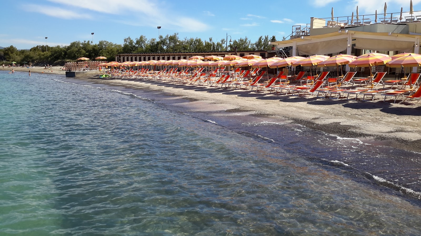 Fotografie cu Spiaggia Di Domani cu nivelul de curățenie in medie