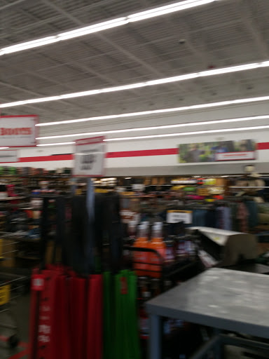 Home Improvement Store «Tractor Supply Co.», reviews and photos, 3400 Moody Pkwy, Moody, AL 35004, USA