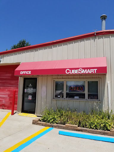 Self-Storage Facility «CubeSmart Self Storage», reviews and photos, 425 Delsea Dr, Sewell, NJ 08080, USA