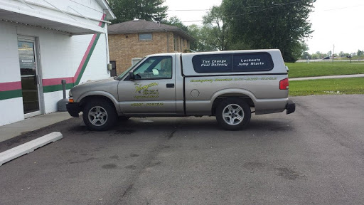 Towing Service «Hampton Towing & Auto Repair», reviews and photos, 1064 E 16th St, Seymour, IN 47274, USA
