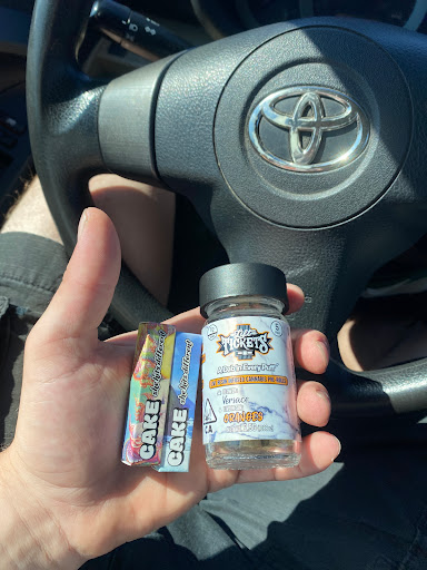 Tobacco Shop «Native Land Smoke Shop», reviews and photos, 136 Poospatuck Ln, Mastic, NY 11950, USA