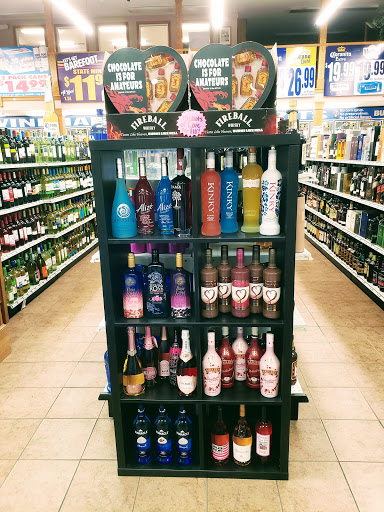 Liquor Store «Windham Wine & Spirits», reviews and photos, 1182 Main St, Willimantic, CT 06226, USA