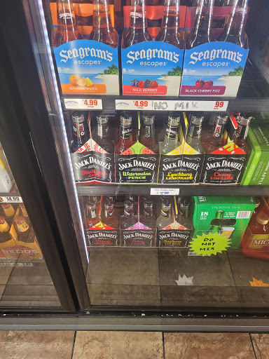 Wine Store «Woodmore Wine & Spirits», reviews and photos, 2801 Campus Way N, Lanham, MD 20706, USA