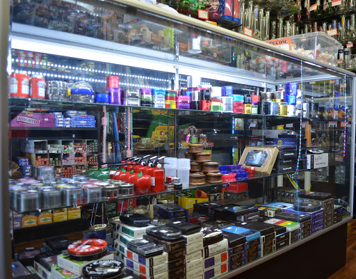 Tobacco Shop «Bob Smoke Shop», reviews and photos, 6165 El Cajon Blvd # M, San Diego, CA 92115, USA