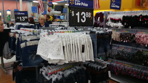 Department Store «Walmart Supercenter», reviews and photos, 220 Century Blvd, Bristol, TN 37620, USA