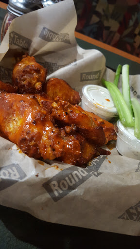 Pizza Restaurant «Round Table Pizza», reviews and photos, 5250 Faculty Ave, Lakewood, CA 90712, USA