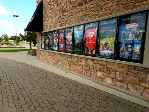 Movie Theater «Paragon Odyssey 15 IMAX Theater», reviews and photos, 14401 Burnhaven Dr, Burnsville, MN 55306, USA
