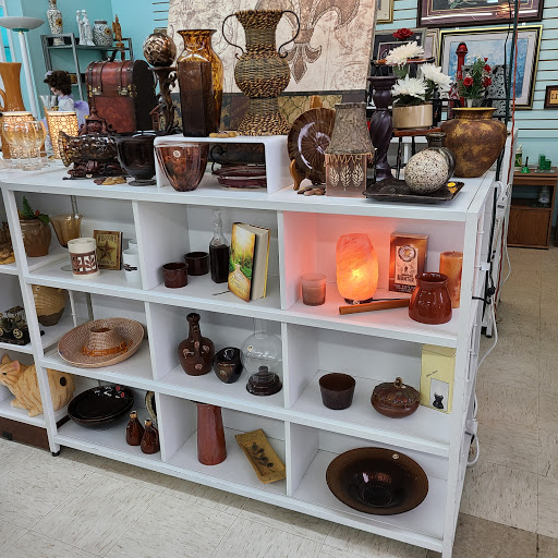 Thrift Store «Kimberly Home Thrift», reviews and photos, 1428 Main St, Dunedin, FL 34698, USA