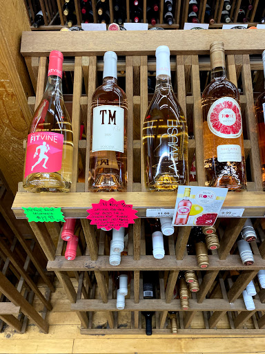 Wine Store «Parkview Wine & Spirits», reviews and photos, 229 Park Rd, West Hartford, CT 06119, USA