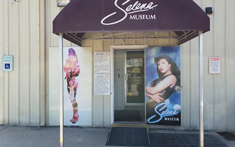 Selena Museum image