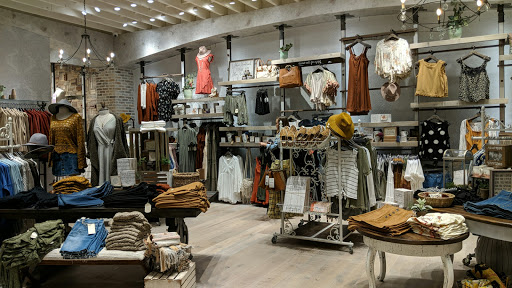 Shopping Mall «West County Center», reviews and photos, 80 W County Center Dr, Des Peres, MO 63131, USA