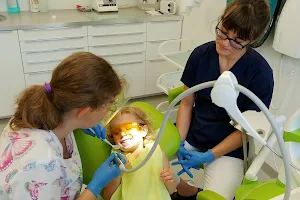 Stomatologia Dla Uśmiechu / lekarz Dentysta Paulina Drozdowska image