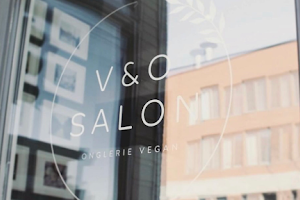 V & O Salon image