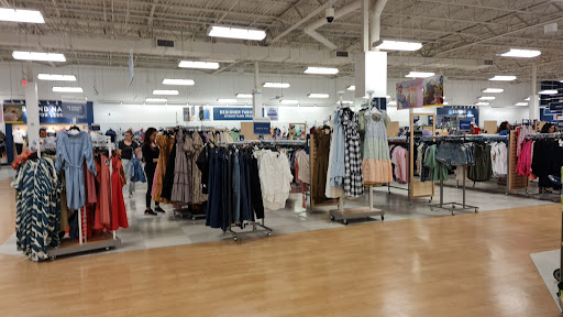 Department Store «Marshalls», reviews and photos, 275 Needham St, Newton, MA 02464, USA