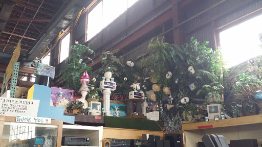 Salvage Yard «Urban Ore», reviews and photos, 900 Murray St, Berkeley, CA 94710, USA