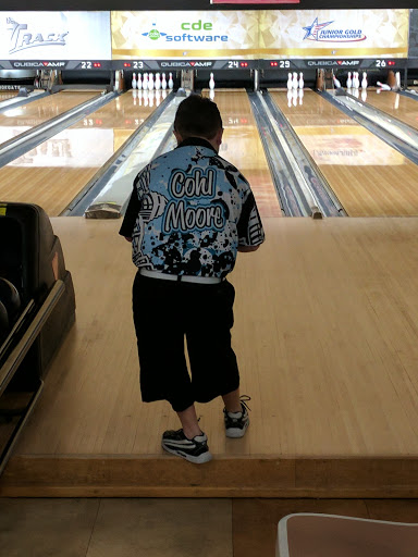 Bowling Alley «AMF Brookgate Lanes», reviews and photos, 14950 Snow Rd, Brook Park, OH 44142, USA