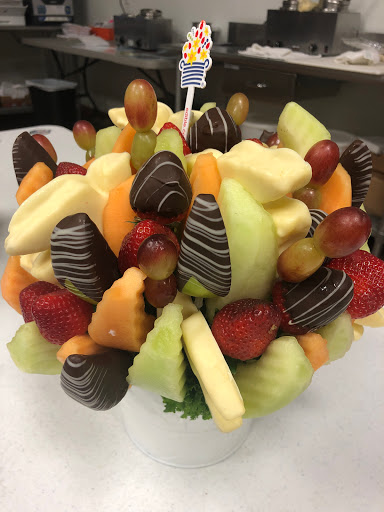 Gift Shop «Edible Arrangements», reviews and photos, 3251 Horseblock Road, Medford, NY 11763, USA