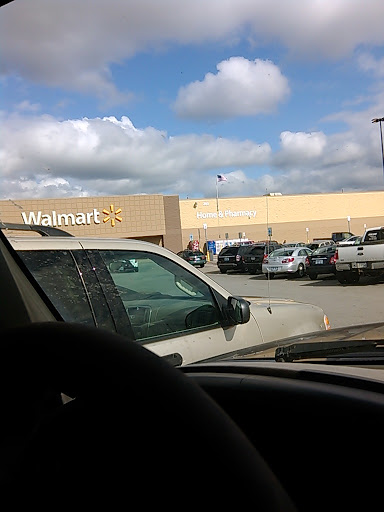 Department Store «Walmart Supercenter», reviews and photos, 200 Floyd Dr, Carrollton, KY 41008, USA