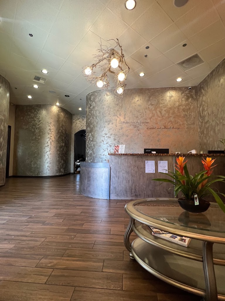Organic Nails and Spa 95630