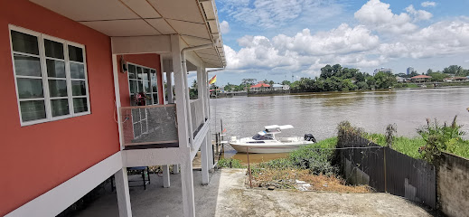 Homestay D Sungai Sarawak