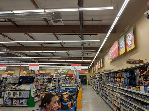 Grocery Store «Grocery Outlet Bargain Market», reviews and photos, 15719 Downey Ave, Paramount, CA 90723, USA