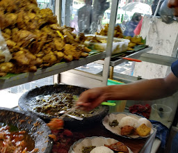 Ayam Goreng Dadakan Sambel Cibiuk photo