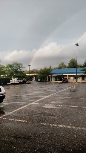 Grocery Store «Super Stop & Shop», reviews and photos, 200 New Hartford Rd, Winsted, CT 06098, USA