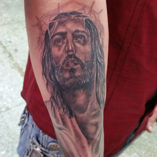 Explore divergent tattoo ideas, creative tattoo ideas in Mcallen, available at House of Tattoos