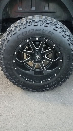 Car Dealer «Dealers Trade Outlet», reviews and photos, 16327 Lee Hwy, Gainesville, VA 20155, USA