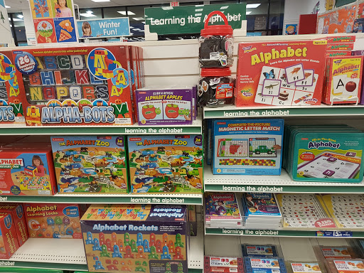 Educational Supply Store «Lakeshore Learning Store», reviews and photos, 27500 Chagrin Blvd, Woodmere, OH 44122, USA