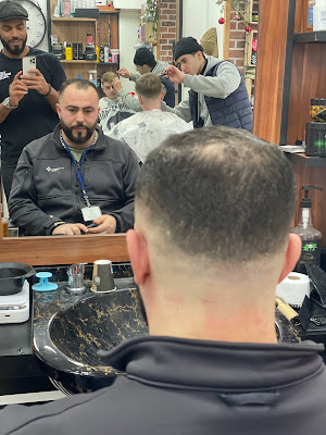 BARBER SHOP-Bolivar à Paris