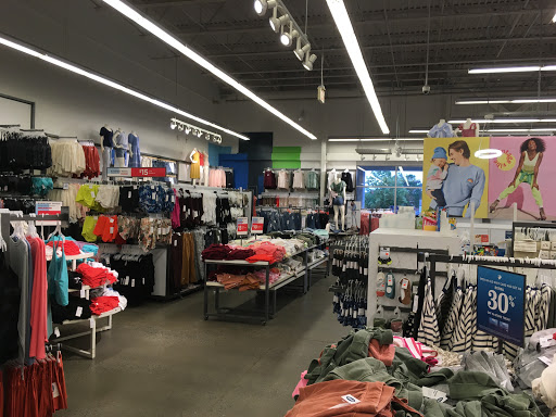 Clothing Store «Old Navy», reviews and photos, 100 Maple Tree Pl, Williston, VT 05495, USA