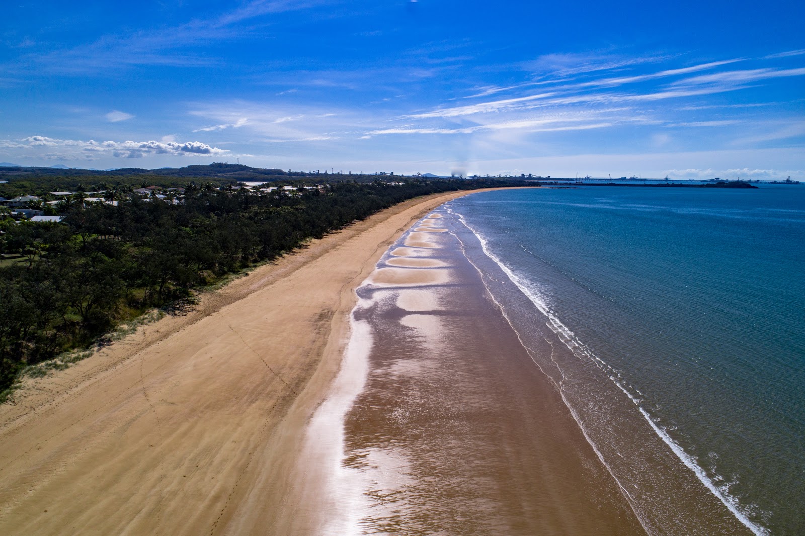 Φωτογραφία του Salonika Beach - δημοφιλές μέρος μεταξύ λάτρεις της χαλάρωσης
