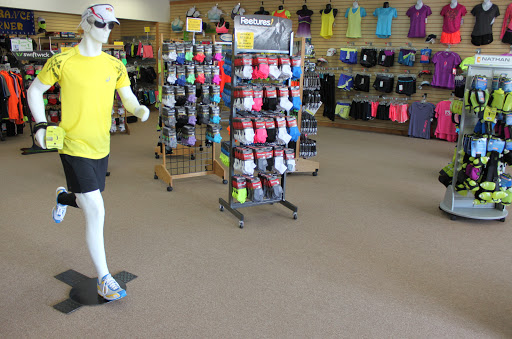 Shoe Store «PRO BIKE+RUN Robinson», reviews and photos, 3100 Robinson Ln, Pittsburgh, PA 15205, USA