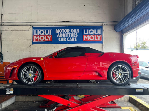 Auto Repair Shop «Bavaria Automotive», reviews and photos, 4400 Davie Blvd, Fort Lauderdale, FL 33317, USA