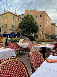 Atmosphère du Restaurant français L'Esquinade à Marseille - n°7