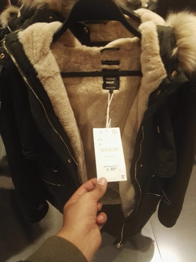 Stores to buy womens leather jackets Rotterdam