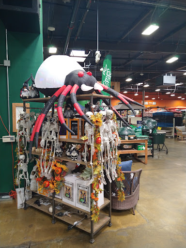 Hardware Store «Orchard Supply Hardware», reviews and photos, 2110 Middlefield Rd, Redwood City, CA 94063, USA