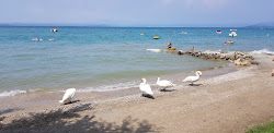 Foto von Spiaggia porto di Pacengo mit reines blaues Oberfläche