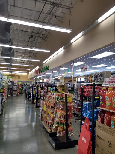 Supermarket «Tienda Fiesta Mart», reviews and photos, 210 E Davis St, Conroe, TX 77301, USA