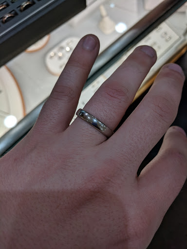 Jewelry Store «Egon Ehrlinspiel Jewelers», reviews and photos, 5914 Bridge St, East Syracuse, NY 13057, USA