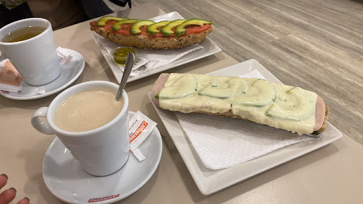 Crissant Café & Dulces en Maracena, Granada