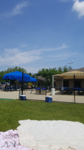 Water Park «Mystic Waters Family Aquatic Center», reviews and photos, 2025 Miner St, Des Plaines, IL 60016, USA