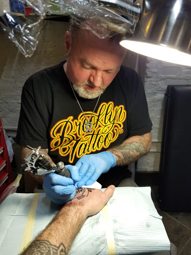 Tattoo Shop «Brooklyn Tattoo», reviews and photos, 279 Smith St, Brooklyn, NY 11231, USA