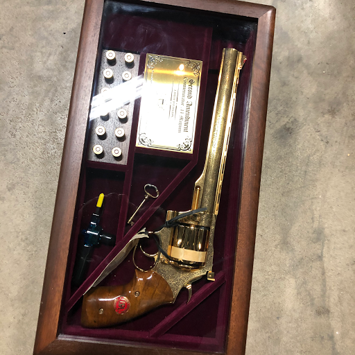 Gun Shop «Red Dot Arms», reviews and photos, 1600 N Milwaukee Ave #306, Lake Villa, IL 60046, USA