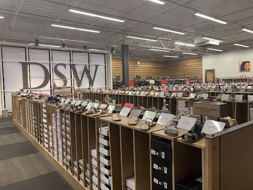 Shoe Store «DSW Designer Shoe Warehouse», reviews and photos, 1366 Hooper Ave, Toms River, NJ 08753, USA