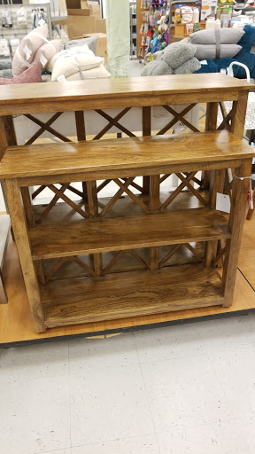 Department Store «T.J. Maxx», reviews and photos, 865 Bridgeport Ave, Shelton, CT 06484, USA