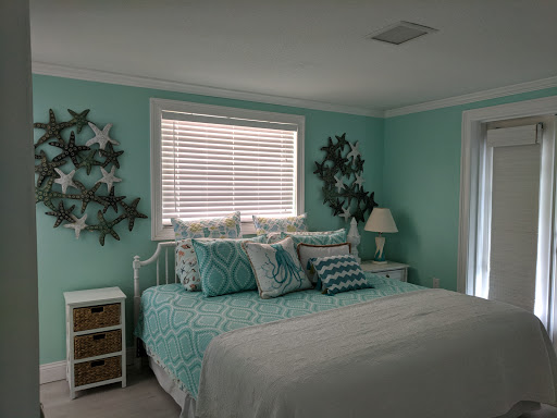 Vacation Home Rental Agency «Island Real Estate of Anna Maria Island, Inc», reviews and photos, 6101 Marina Dr, Holmes Beach, FL 34217, USA